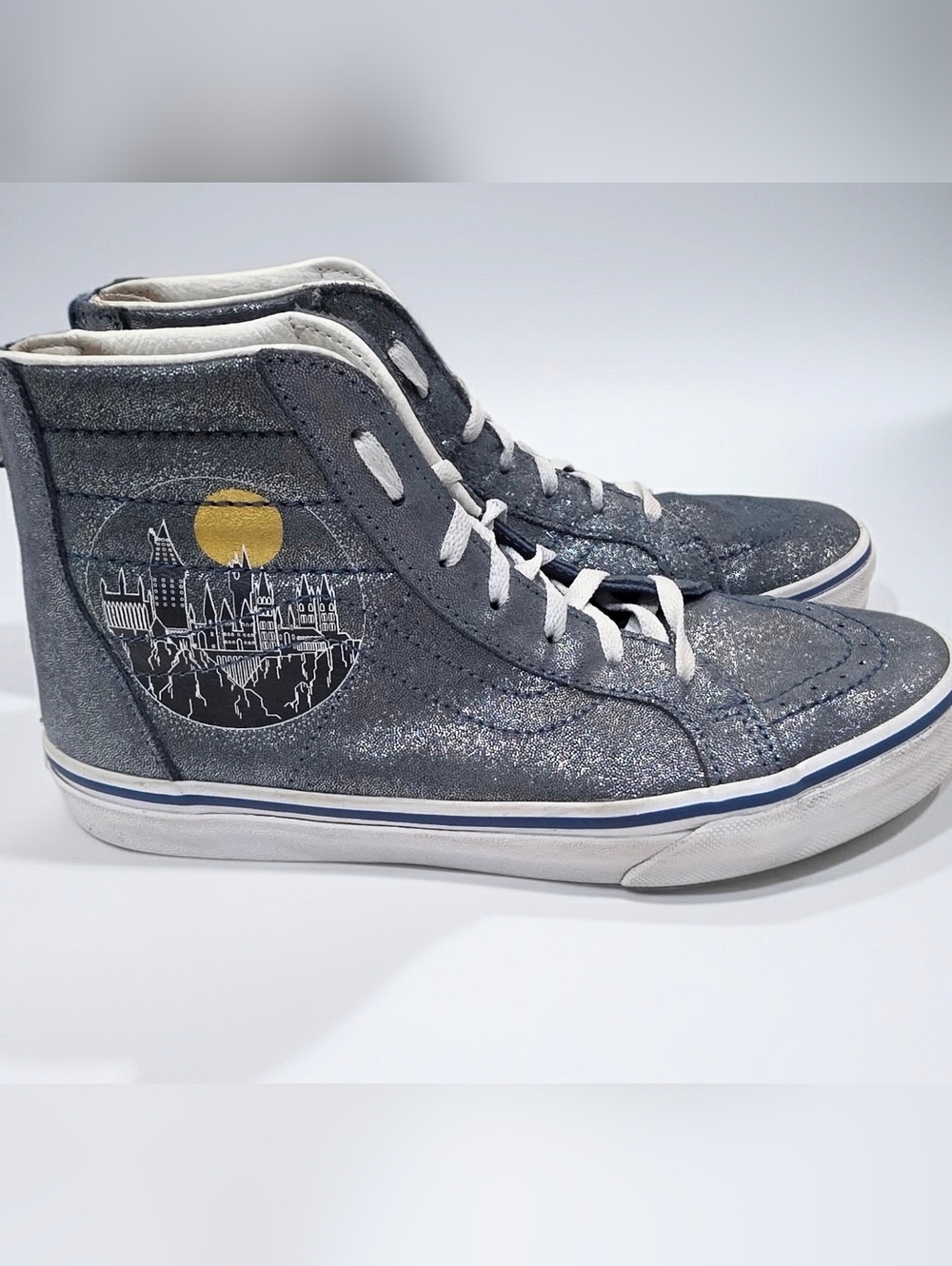 607 Vans x Harry Potter Sk8-Hi Zip "Hogwarts Castle" -Kids Size 6.0 / Womens 7.5